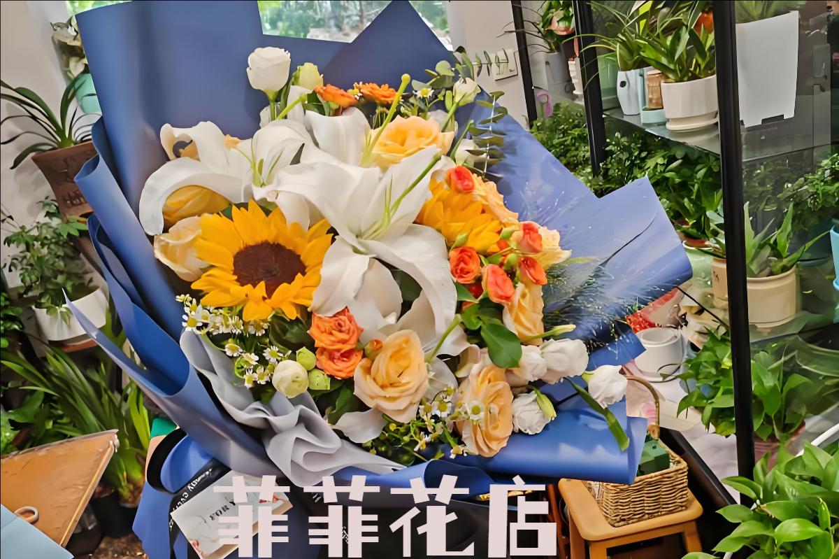 结婚纪念日鲜花配送老婆,一束花纪念岁岁年年相守
